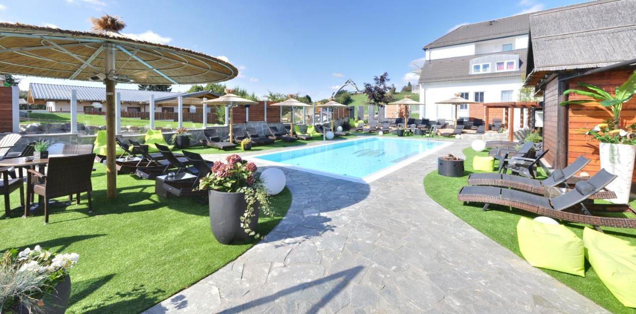 Vakantiehotel Der Brabander Winterberg Bagian luar foto